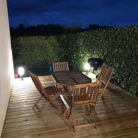 Maisonnette Avec Terrasse Argences Eksteriør billede