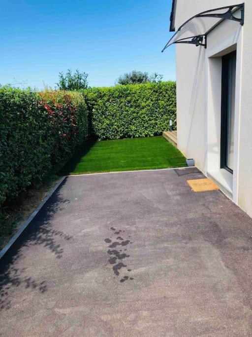 Maisonnette Avec Terrasse Argences Eksteriør billede